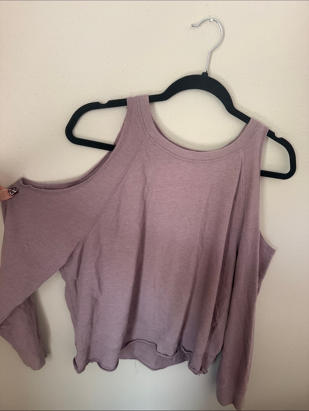 Victoria Sport Women's Cold-Shoulder Long Sleeve Top - Mauve